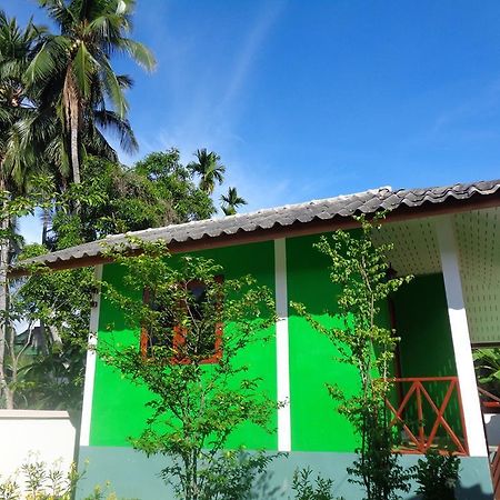 Sarm Mork Guest House Mae Hong Son Eksteriør bilde
