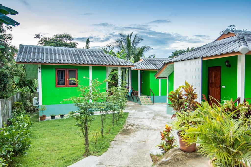 Sarm Mork Guest House Mae Hong Son Eksteriør bilde