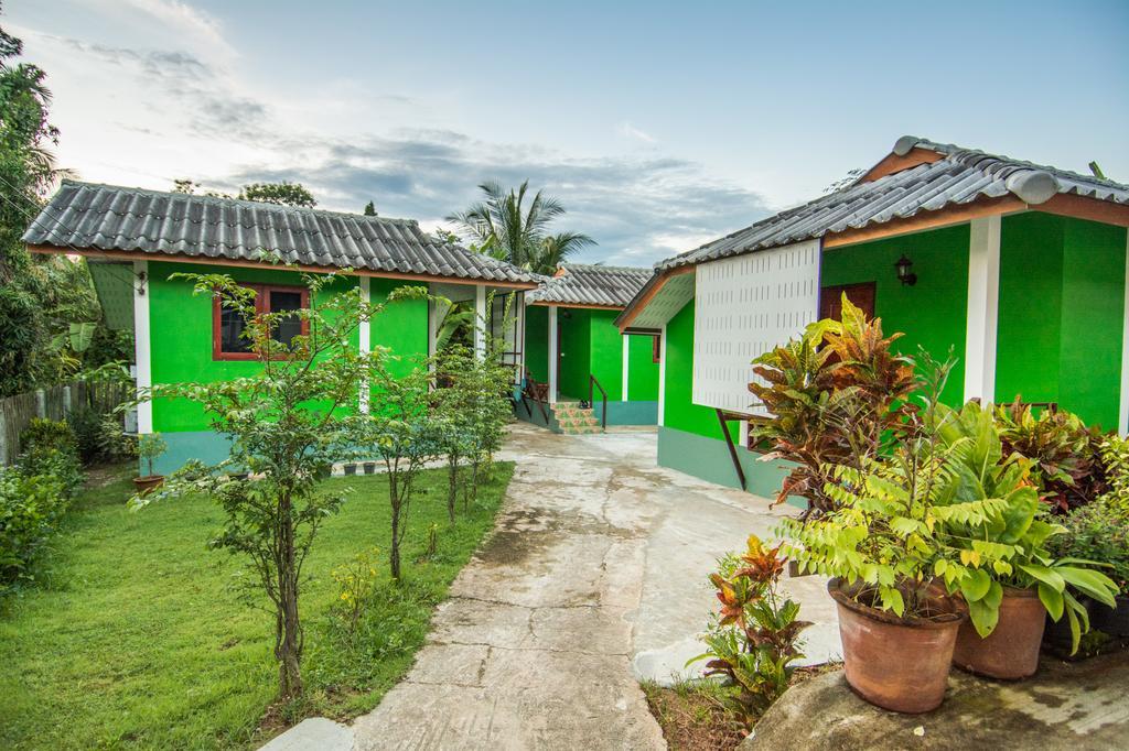 Sarm Mork Guest House Mae Hong Son Eksteriør bilde